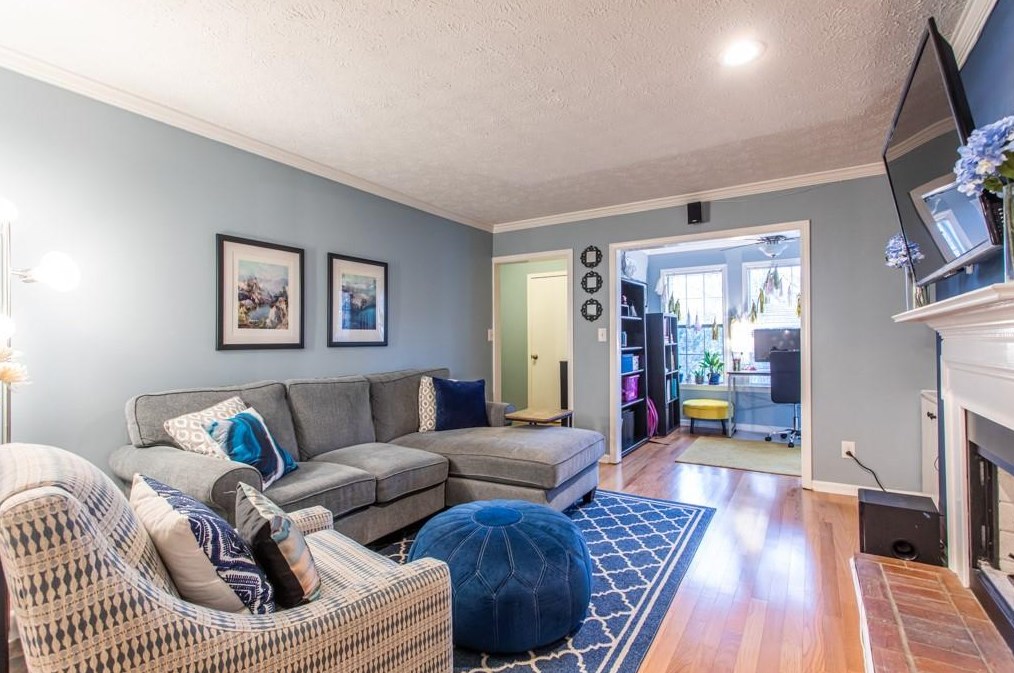 2076 Brian Way, Decatur GA  30033-3830 exterior