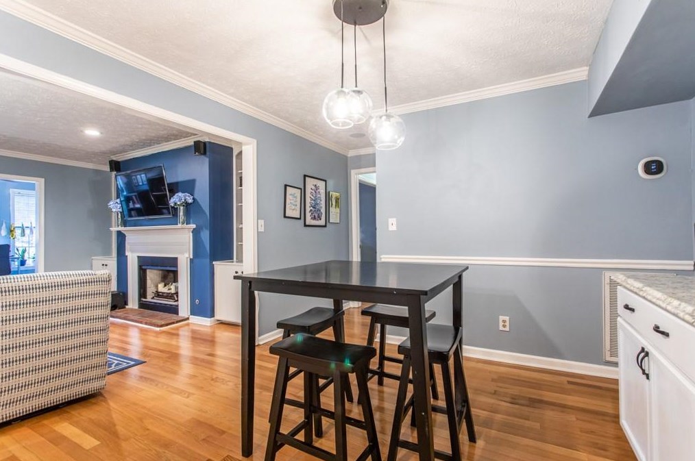 2076 Brian Way, Decatur GA  30033-3830 exterior