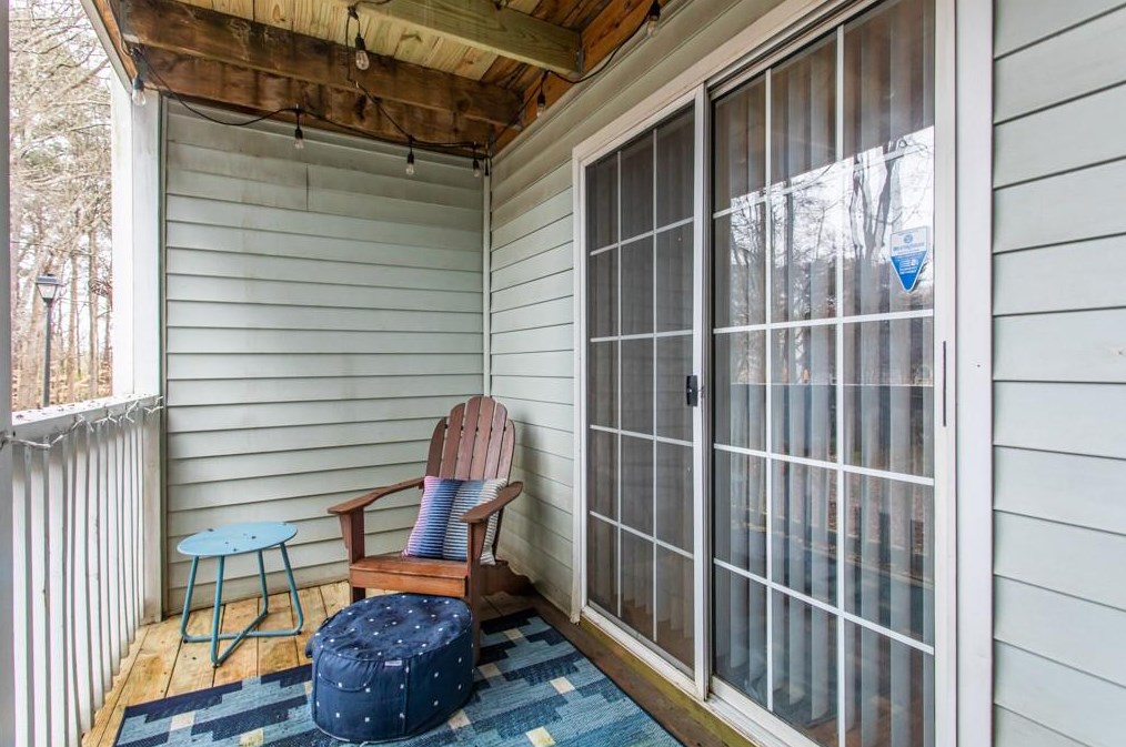 2076 Brian Way, Decatur GA  30033-3830 exterior