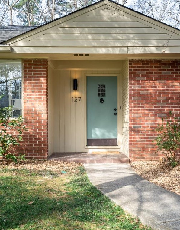 127 Mockingbird Ln, Decatur GA  30030-1160 exterior