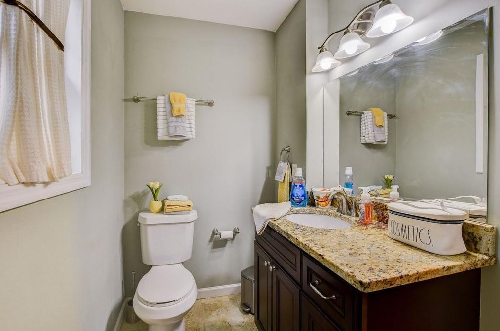 4583 Gann Xing, Smyrna GA  30082-4425 exterior