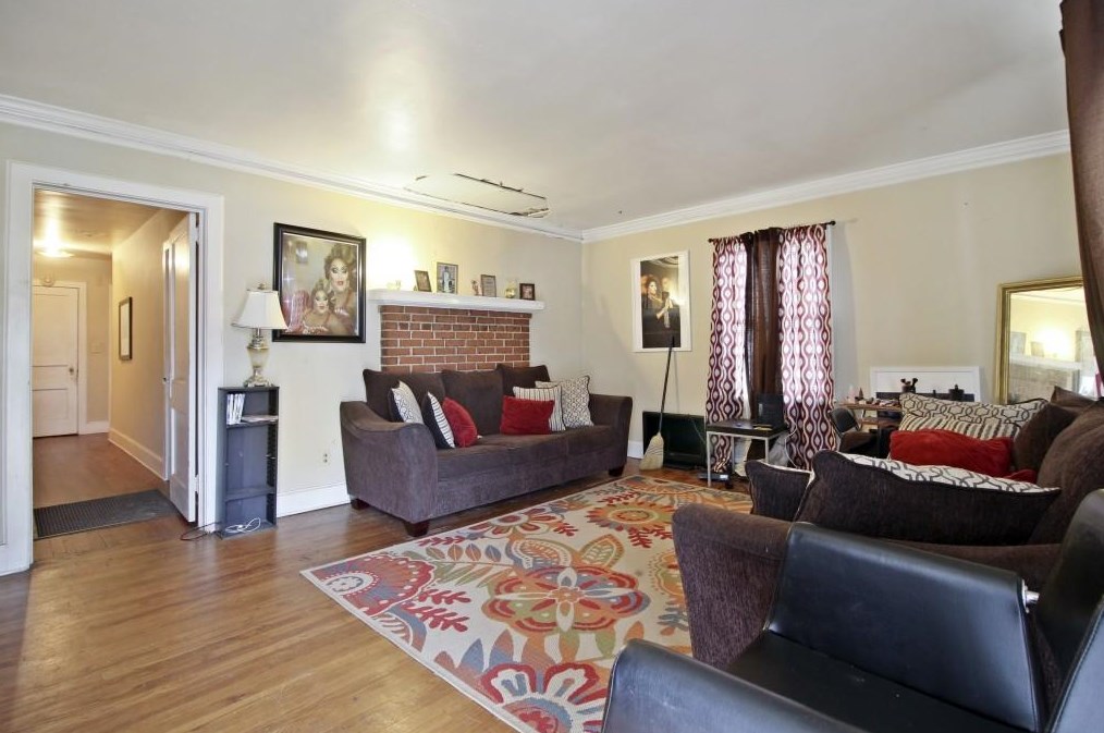 1316 Thurgood St, Atlanta GA  30314-2552 exterior