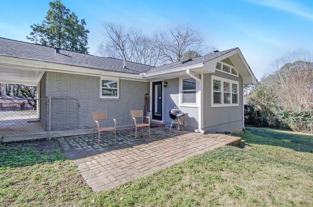 1754 Wilmont Dr, Atlanta GA  30329-2823 exterior