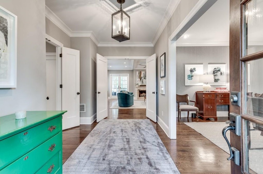 1604 Heatherwood Dr, Decatur GA  30033-1707 exterior