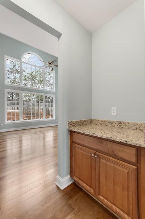 12595 Huntington Trce Ln, Alpharetta GA 30005-7504 exterior