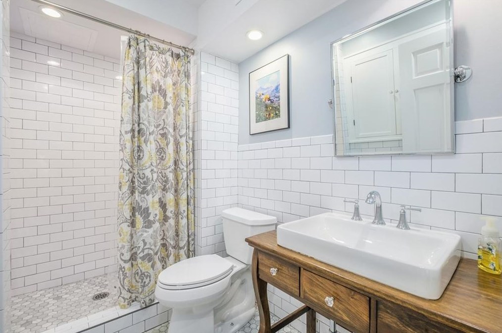 311 Glendale Ave, Decatur GA  30030-1921 exterior