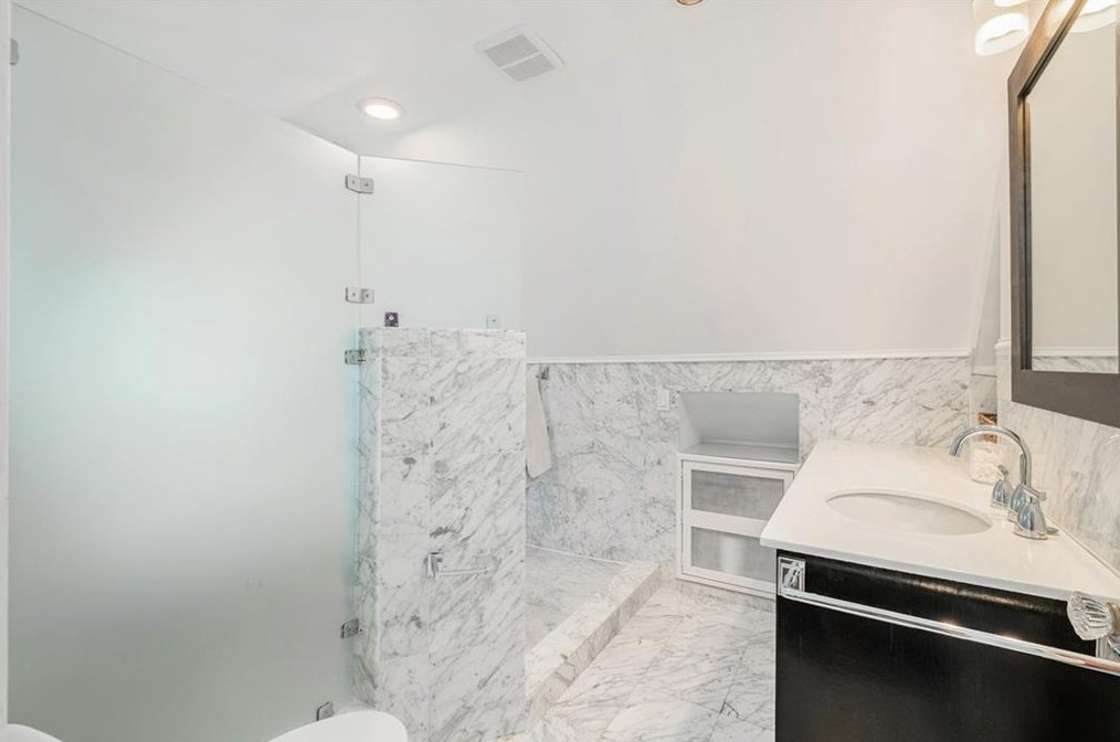 311 Glendale Ave, Decatur GA  30030-1921 exterior