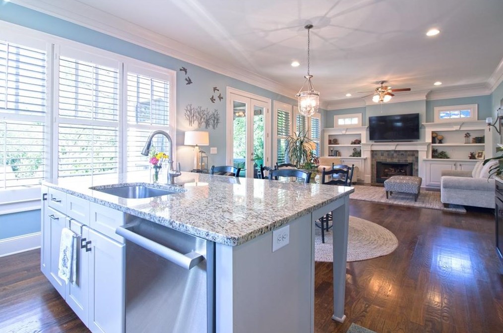 108 Benson St, Decatur GA  30030-4306 exterior