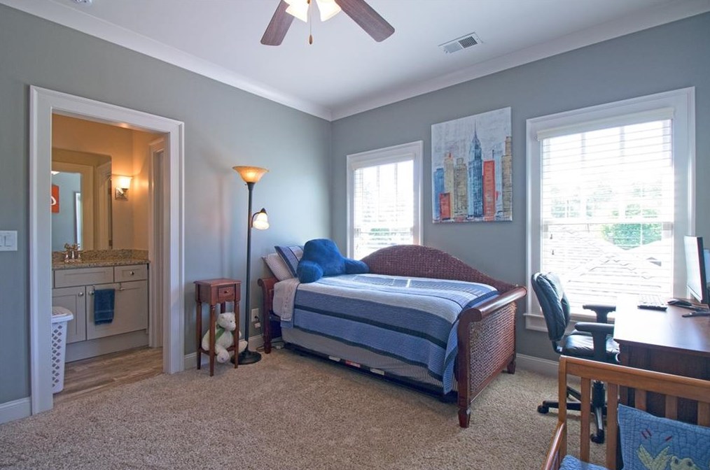 108 Benson St, Decatur GA  30030-4306 exterior