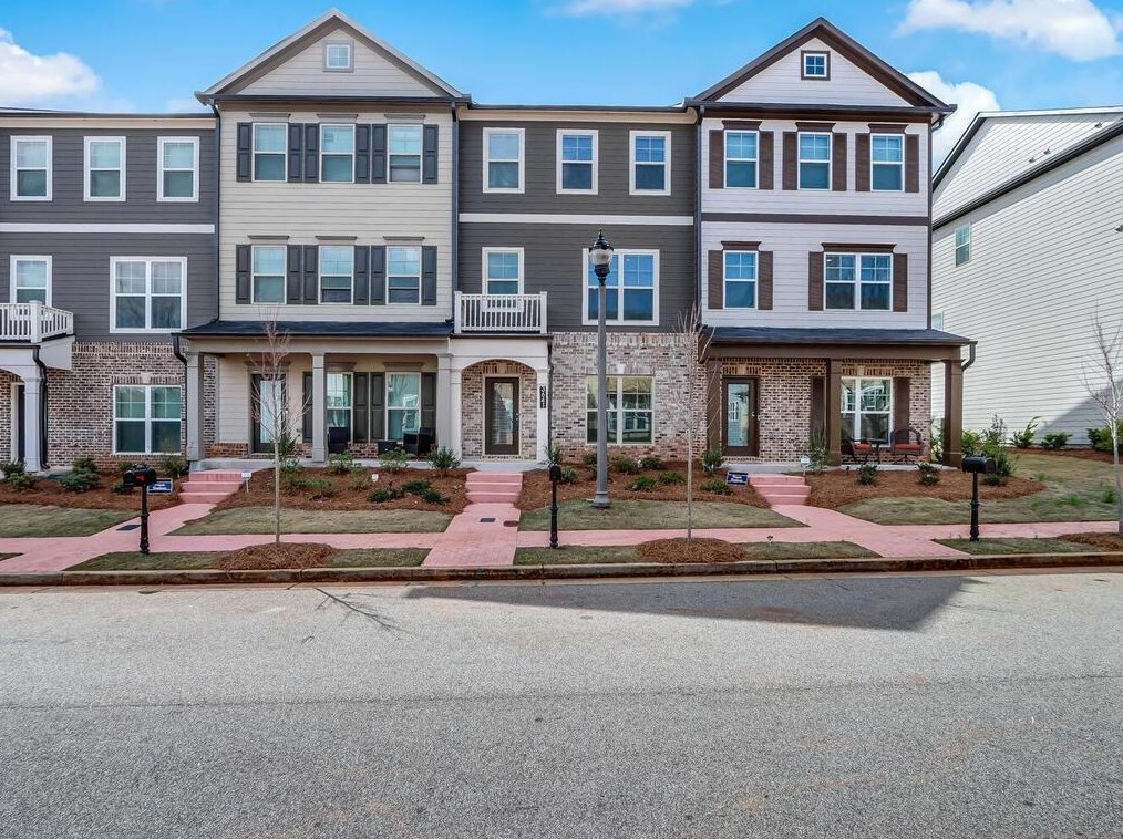 3641 Princeton Ave, Atlanta GA  30337-2904 exterior