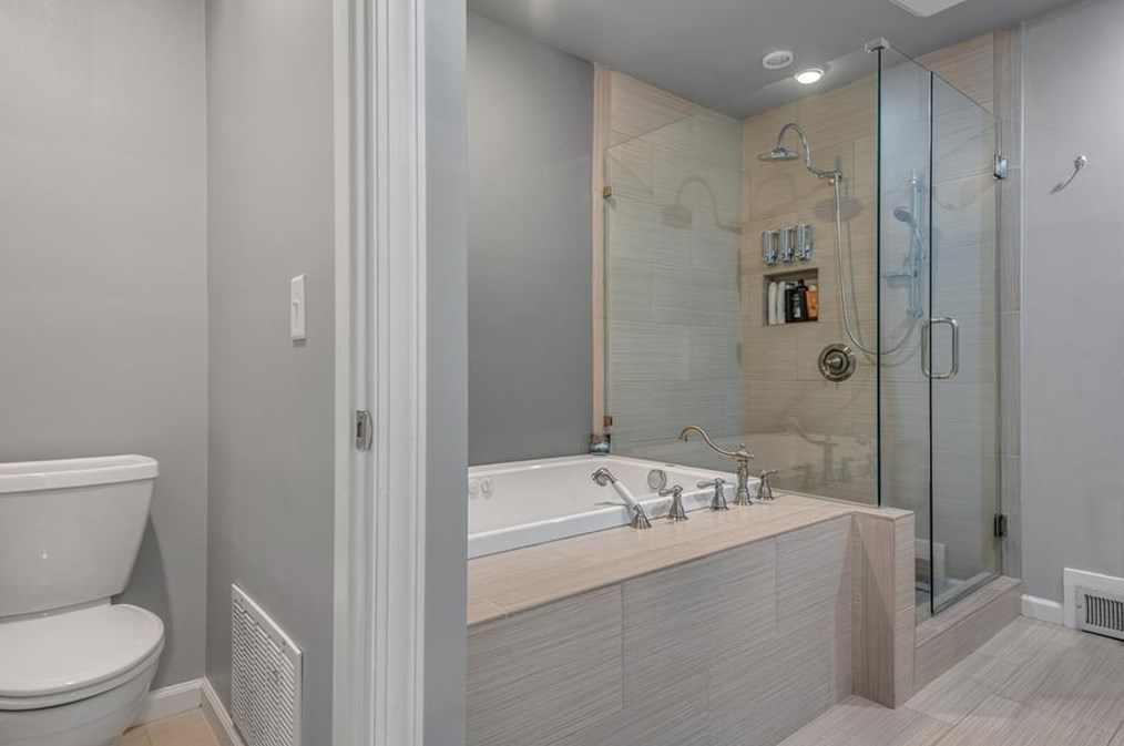 622 Webster Dr, Decatur GA  30033-5432 exterior