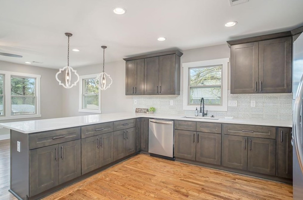 2185 Greystone Way, Decatur GA  30032-5539 exterior