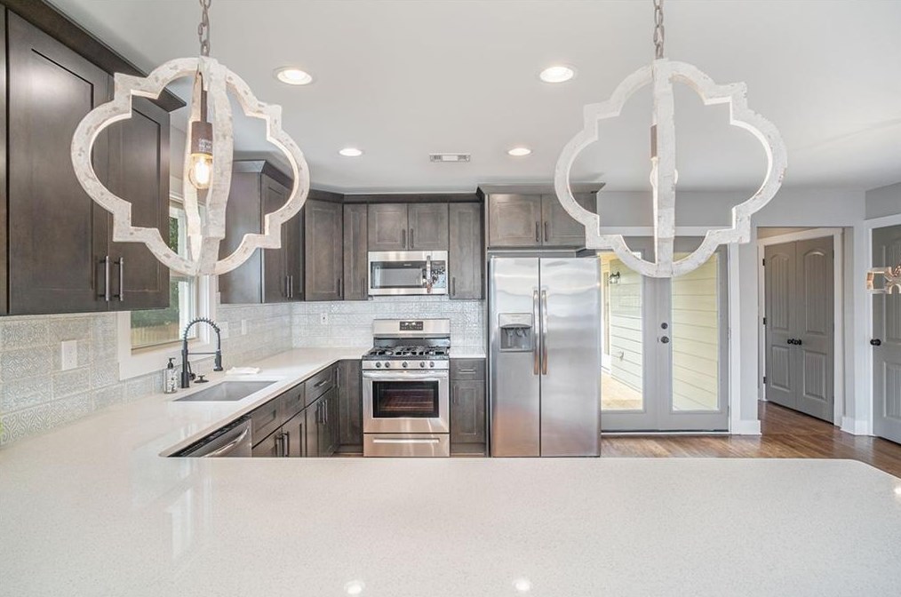 2185 Greystone Way, Decatur GA  30032-5539 exterior