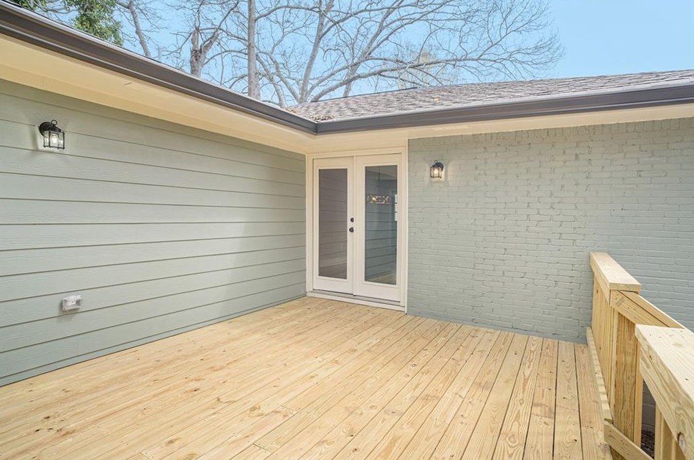 2185 Greystone Way, Decatur GA  30032-5539 exterior