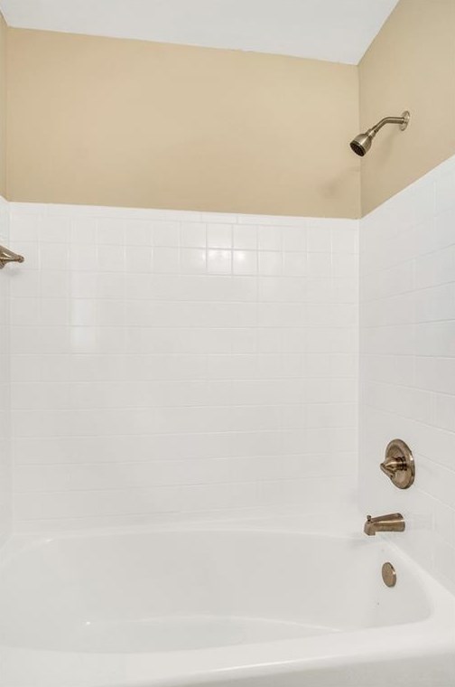 4326 Aldergate Dr, Decatur GA  30035-2101 exterior