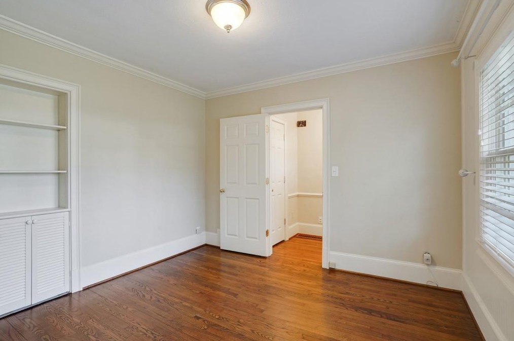 4528 Wieuca Rd, Atlanta GA  30342-3332 exterior