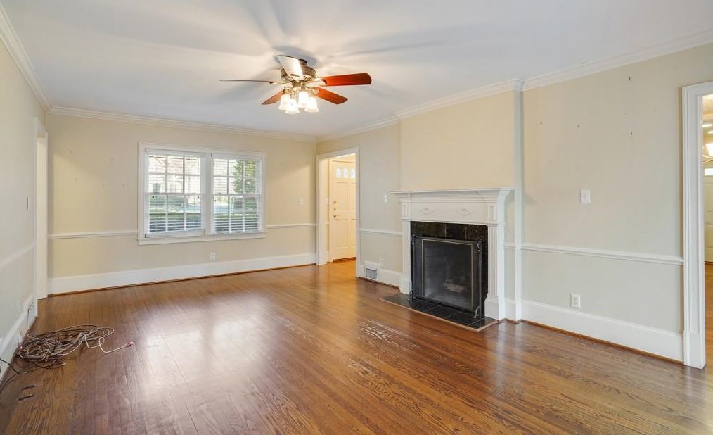4528 Wieuca Rd, Atlanta GA  30342-3332 exterior