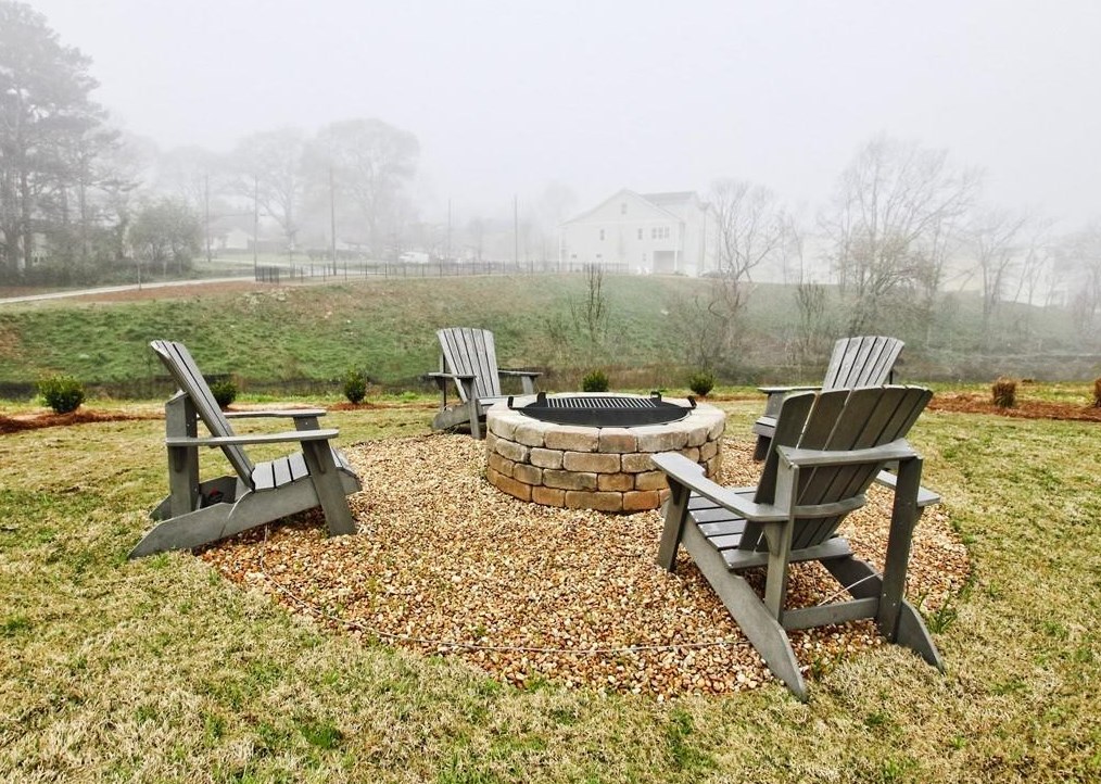 2466 Reed St, Smyrna GA  30080-0021 exterior