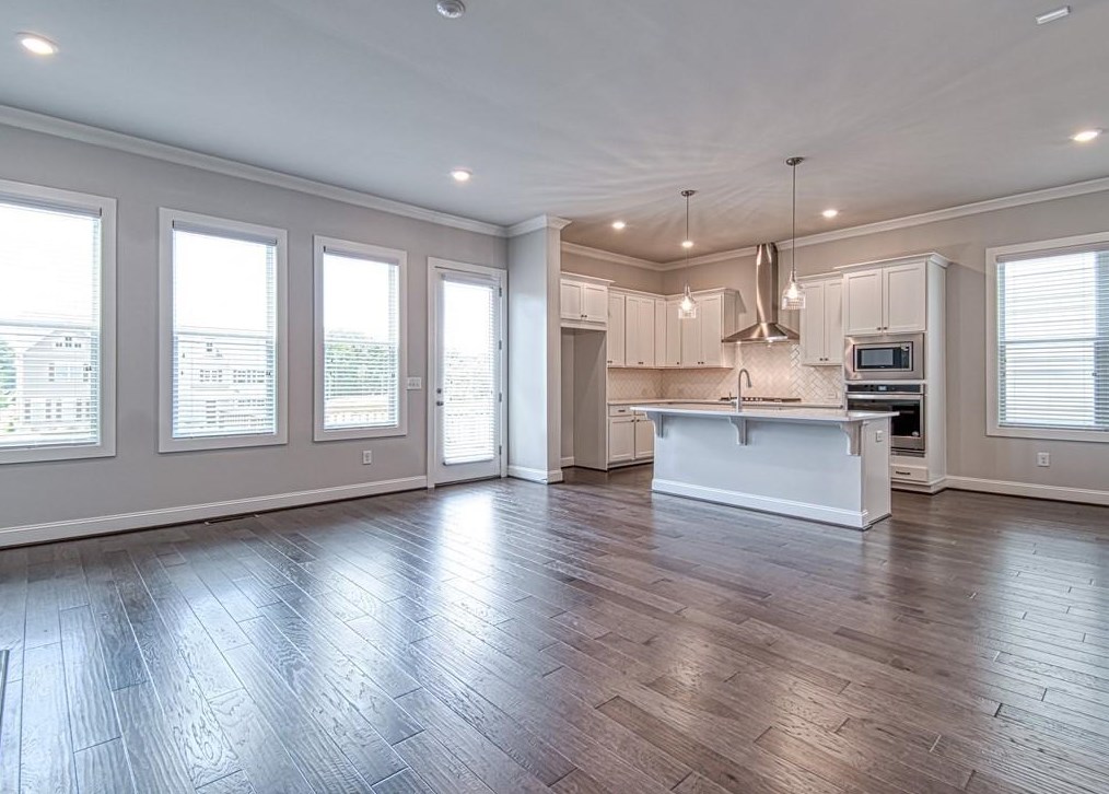 2466 Reed St, Smyrna GA  30080-0021 exterior