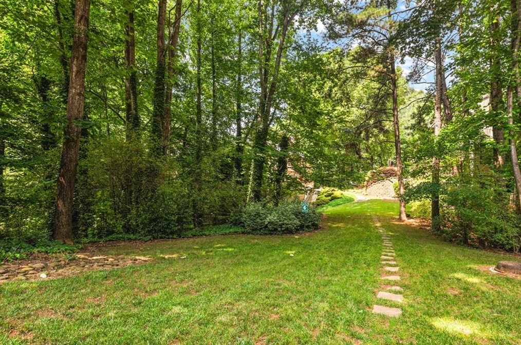 1207 Woodcliff Dr, Atlanta GA  30350-3149 exterior