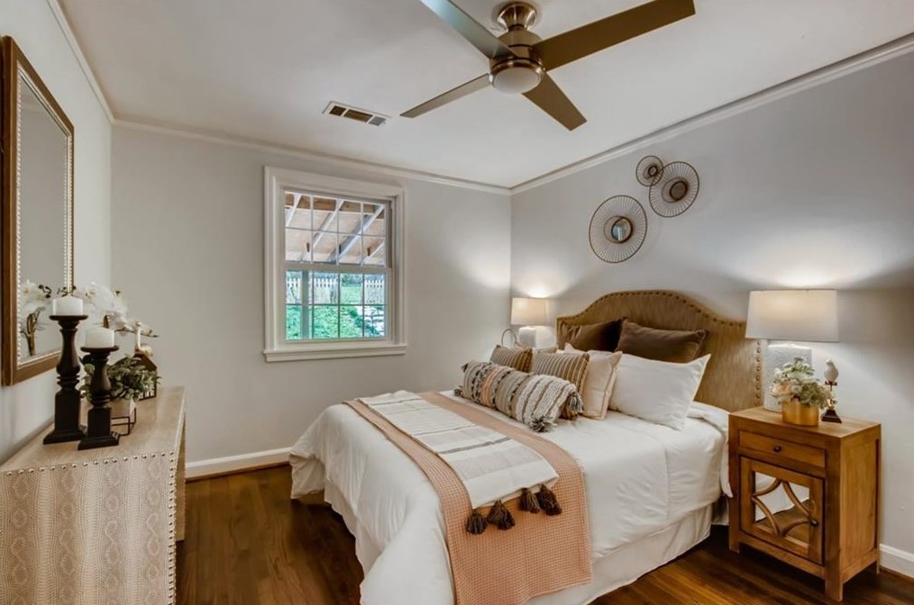 1222 Carter Rd, Decatur GA  30030-4601 exterior