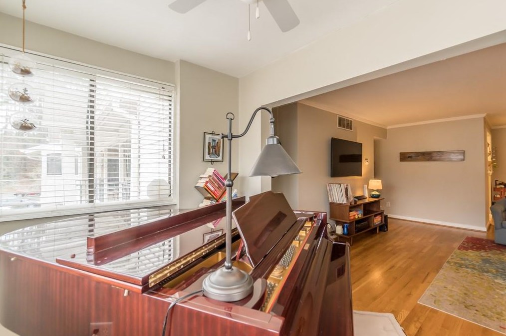 1207 Wingate Way, Atlanta GA  30350-4947 exterior