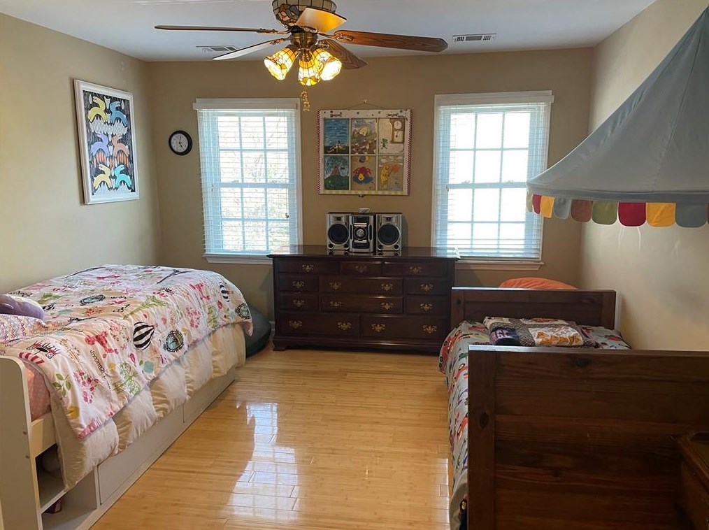 8 Sycamore Sta, Decatur GA  30030-2755 exterior