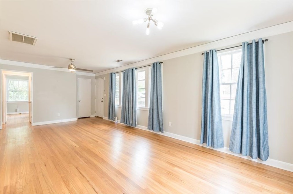 1986 Oana St, Atlanta GA  30310-5036 exterior