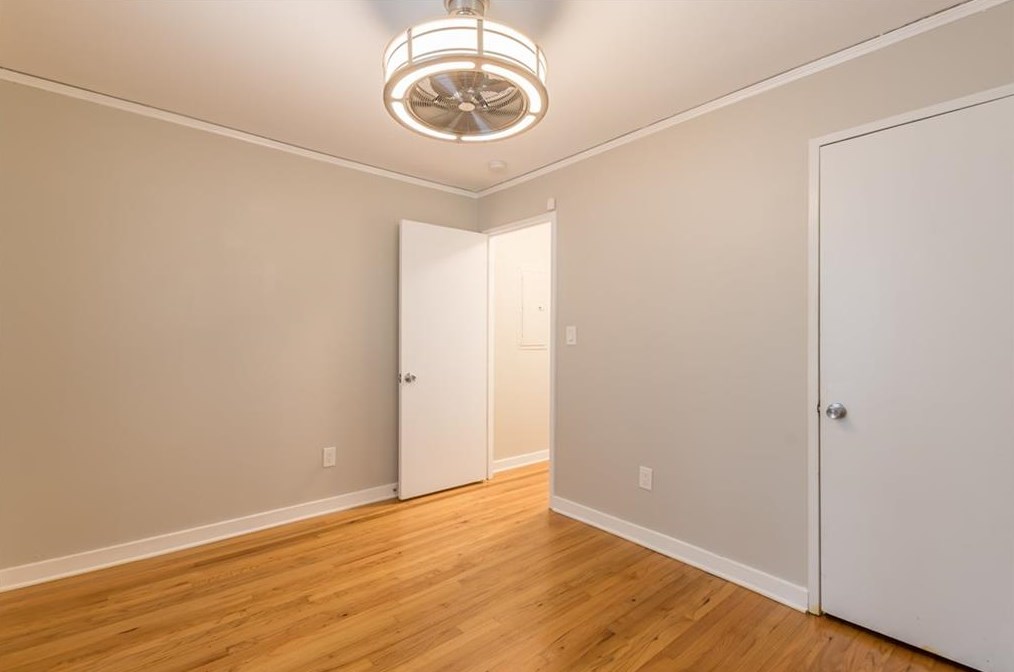 1986 Oana St, Atlanta GA  30310-5036 exterior