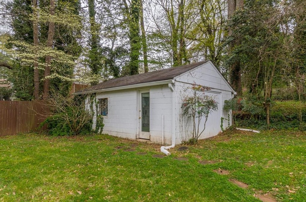 1986 Oana St, Atlanta GA  30310-5036 exterior