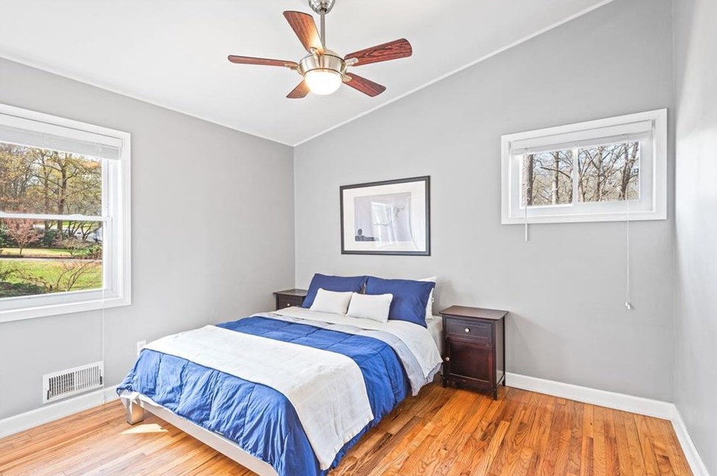 3027 Vista Brook Dr, Decatur GA  30033-5114 exterior