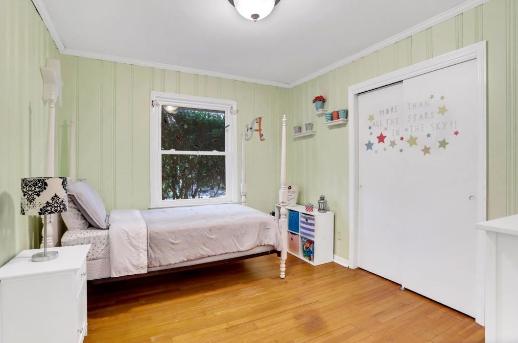 2572 Wilson Woods Dr, Decatur GA  30033-3741 exterior