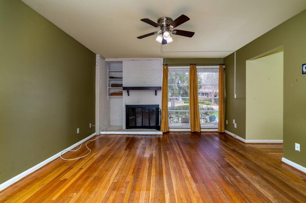 1963 Plantation Ln, Atlanta GA  30341-1865 exterior
