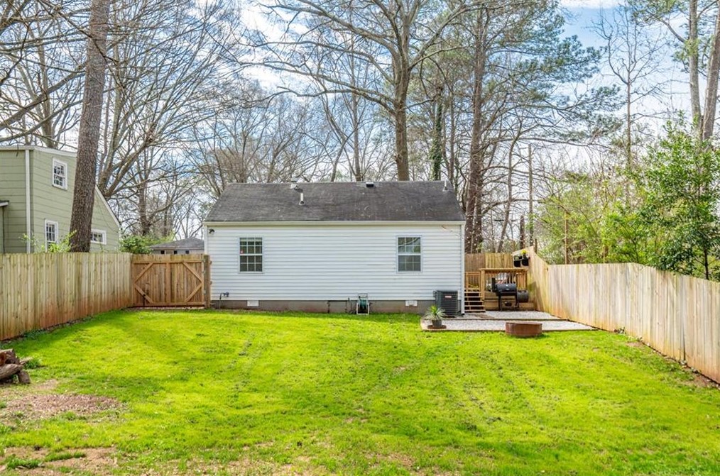 2234 Brunswick Ave, Decatur GA  30032-4005 exterior