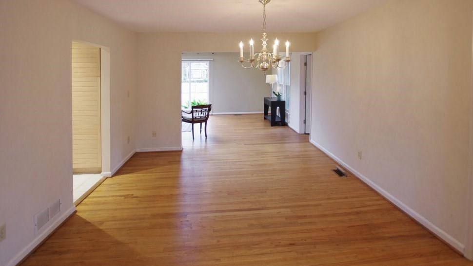 1801 Woodcliffe Ter, Atlanta GA  30324-4955 exterior