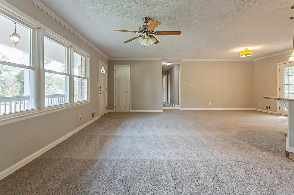 3065 Corbin Ave, Decatur GA  30034-2947 exterior