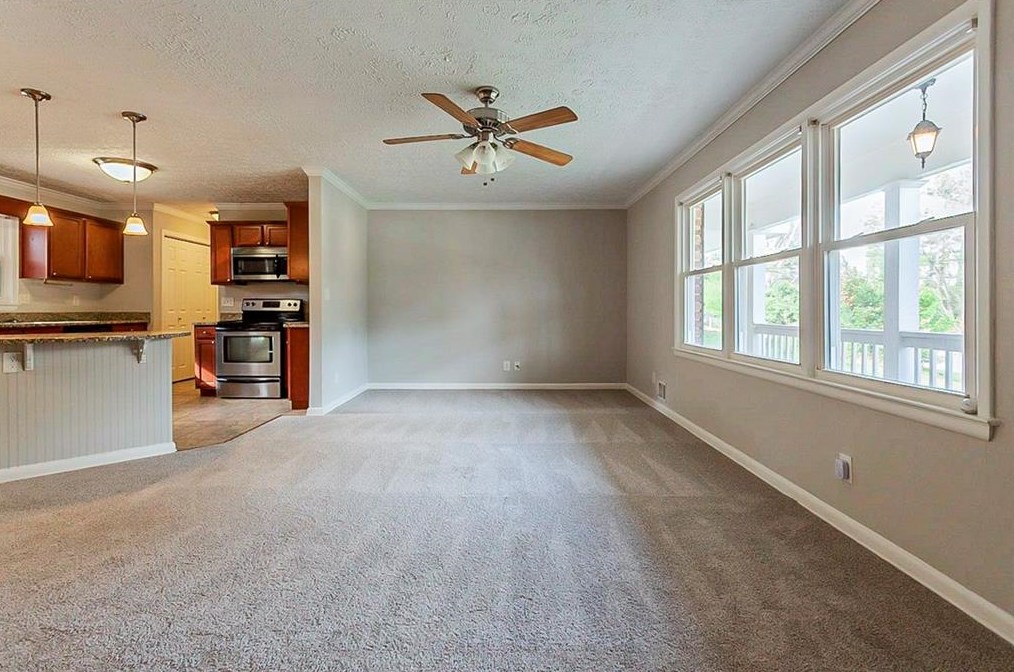 3065 Corbin Ave, Decatur GA  30034-2947 exterior