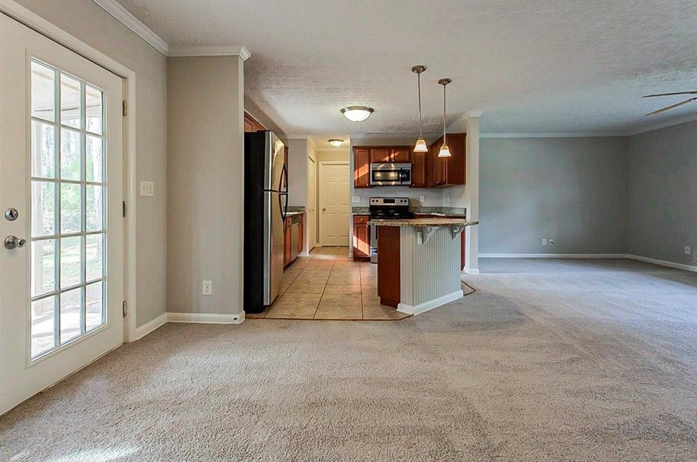 3065 Corbin Ave, Decatur GA  30034-2947 exterior