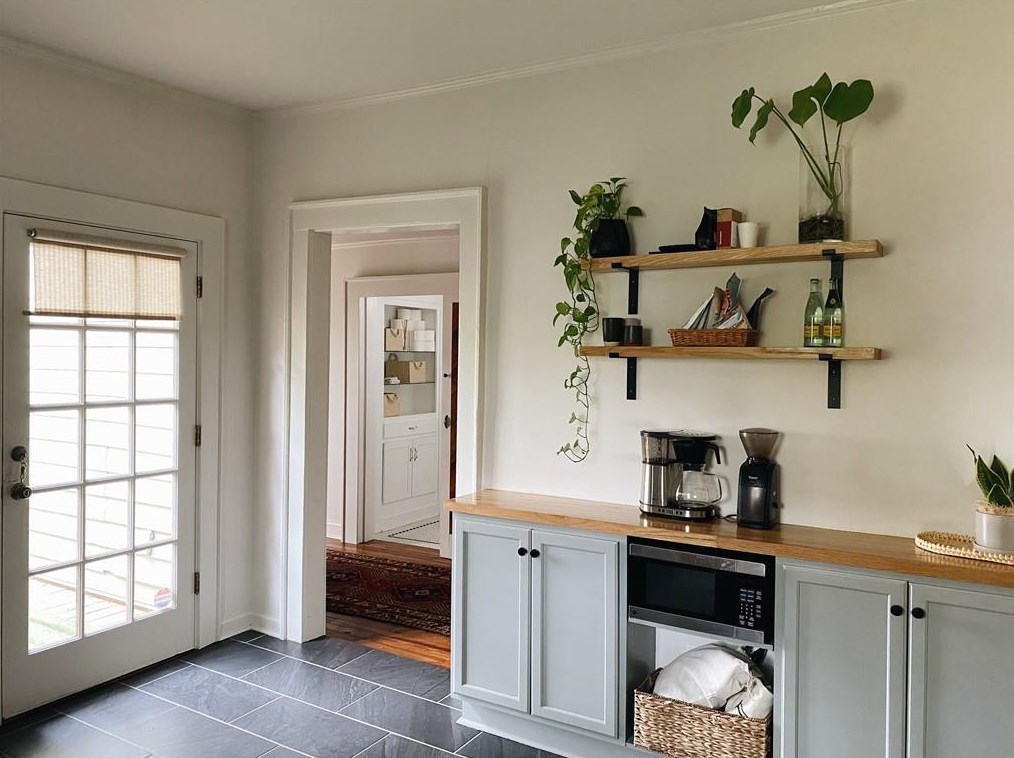 121 Poplar St, Decatur GA  30030-2722 exterior