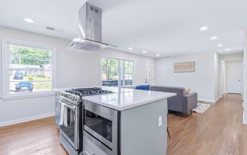 1579 Melanie Ct, Decatur GA  30032-3409 exterior