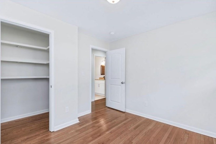 1579 Melanie Ct, Decatur GA  30032-3409 exterior