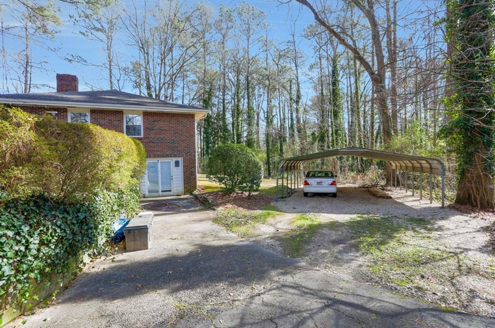 660 Glendale Pl, Smyrna GA  30080-1872 exterior