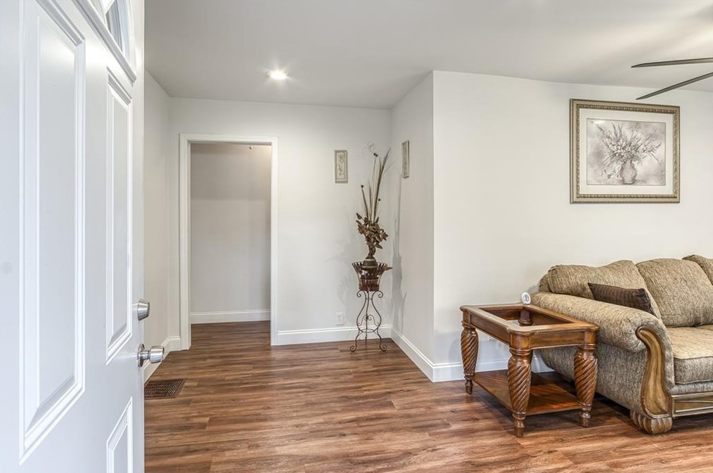 1868 Longdale Dr, Decatur GA  30032-5242 exterior