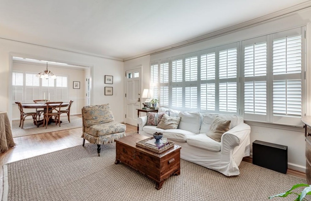 225 Westchester Dr, Decatur GA  30030-1119 exterior