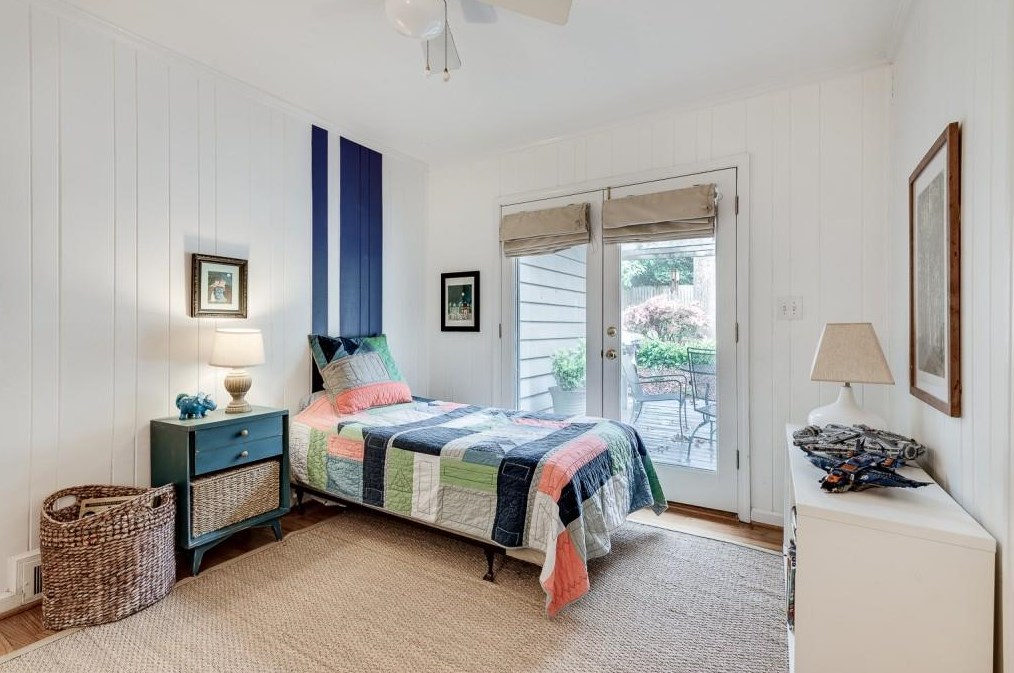 225 Westchester Dr, Decatur GA  30030-1119 exterior