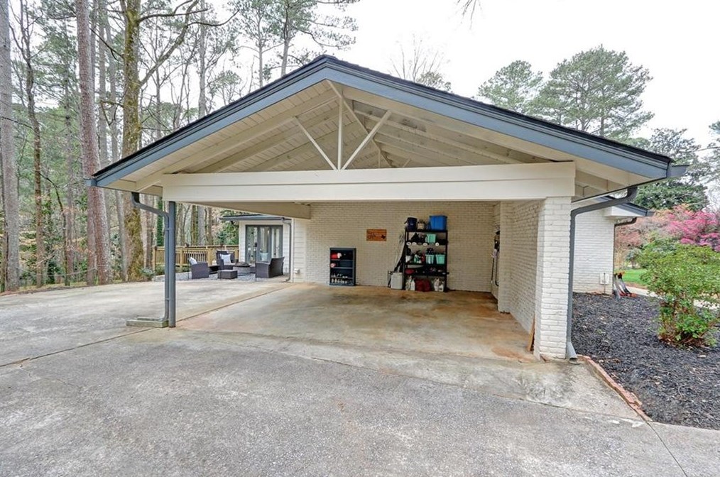 2247 Shasta Way, Atlanta GA  30345-2655 exterior
