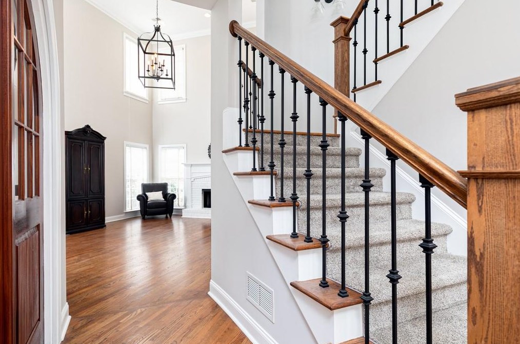 212 Bentwater Dr, Acworth GA  30101-8563 exterior