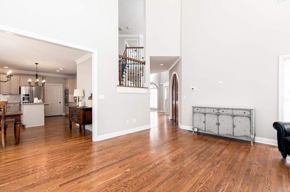 212 Bentwater Dr, Acworth GA  30101-8563 exterior