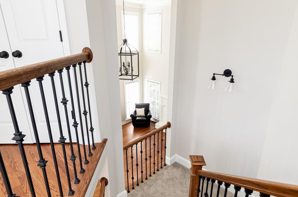 212 Bentwater Dr, Acworth GA  30101-8563 exterior