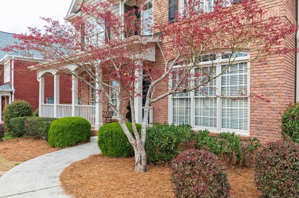 212 Bentwater Dr, Acworth GA  30101-8563 exterior